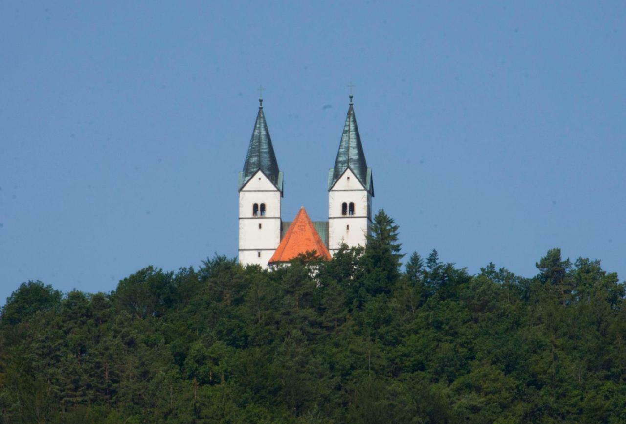 Gasthof Na Kopitarjevi 2*