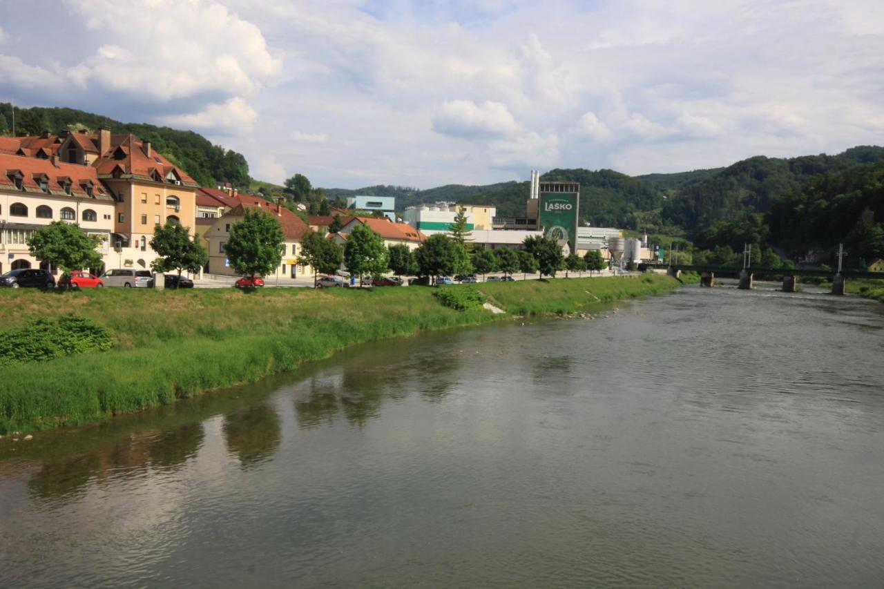 Na Kopitarjevi 2* Laško